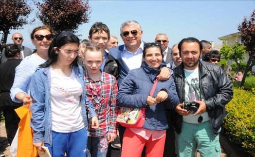 ENGELLİ VATANDAŞLAR MANGAL PARTİSİNDE MORAL BULDU