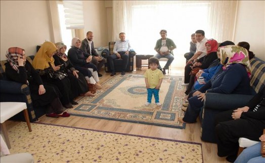 BAŞKAN POYRAZ'IN EV ZİYARETİ