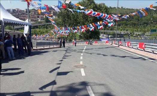 KAĞITHANELİ YENİ YOLUNA KAVUŞTU