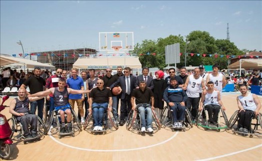 KÜÇÜKÇEKMECE'DE STREETBALL ÇOŞKUSU