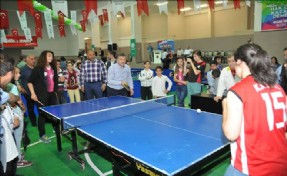 Gaziosmanpaşa Belediyesi Masa Tenisi Okulu Açıldı