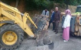 AK PARTİ`Lİ KARTAL  MECLİS ÜYELERİ; 'İBB`NİN KARTAL`A YATIRIMLARI SÜRECEK!'