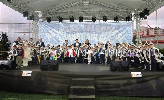 51 Çocuk Sünnet Şöleniyle Erkekliğe İlk Adımı Attı