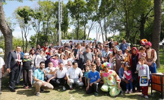 ENGELLİ KÜÇÜKÇEKMECELİLER PİKNİKTE GÖNÜLLERİNCE EĞLENDİ
