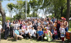 ENGELLİ KÜÇÜKÇEKMECELİLER PİKNİKTE GÖNÜLLERİNCE EĞLENDİ