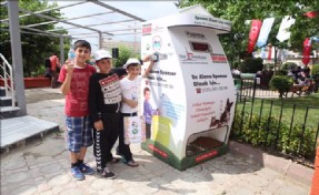 Şişlili Çocuklar Pet Şişelerini Getirdiler, Kitaplarını Götürdüler