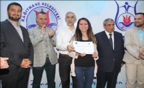 KAĞITHANELİ GENÇLER İNGİLİZCE ÖĞRENDİ