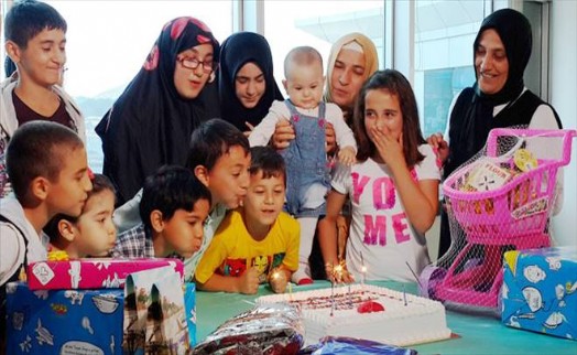 ?Bizim Çocuklarımız´a Eğlenceli Doğum Günü