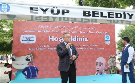 İlk İftar Eyüp´te Yapıldı