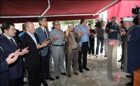 Hırka-İ Şerif Ziyarete Açıldı