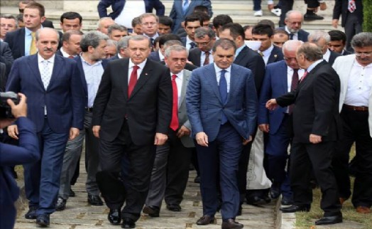 Eyüp Sultan Türbesi Dualarla Açıldı