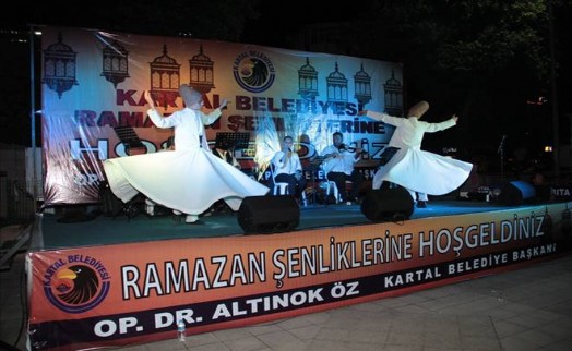 Kartal Belediyesi´nin İftar Etkinlikleri Yakacık Çarşı Mahallesi´nde