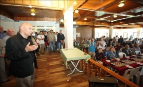 Satrancın ilk hamlesi Başkan Altınok Öz´den