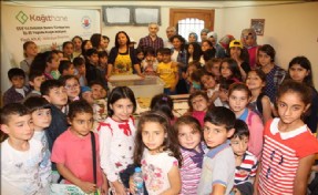 ÜSKÜDARLI ÖĞRENCİLER KAĞIT ATÖLYESİ´Nİ ZİYARET ETTİ