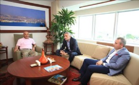 Trabzonspor Kulübü Başkanı İbrahim Hacıosmanoğlu´ndan Başkan Altınok Öz´e ziyaret
