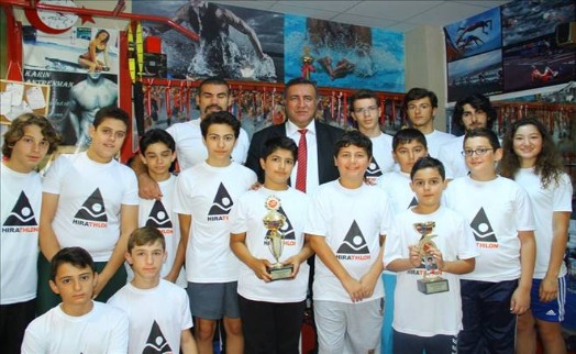 İSTANBUL TRİATLON AVRUPA KUPASI YARIŞLARI KARTAL´DA