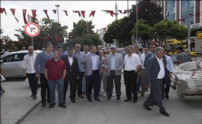 BAŞKAN USTA, BAĞLARBAŞI CADDESİ ESNAFIYLA BİRARAYA GELDİ