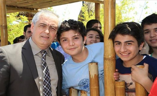 Eyüp Belediyesi´nden Öğrencilere Karne ve Ramazan Hediyesi