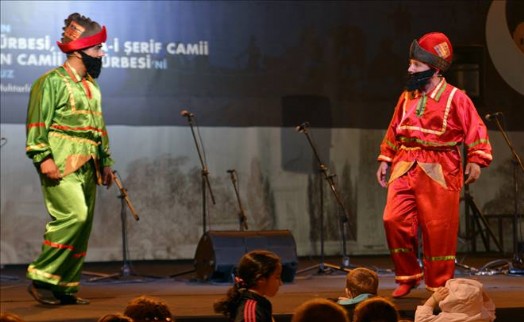 Maltepe´de İftar Sonrası Karagöz-Hacivat Coşkusu