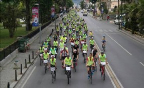 BİNLERCE BİSİKLETLİ BEŞİKTAŞ´TA PEDAL ÇEVİRDİ