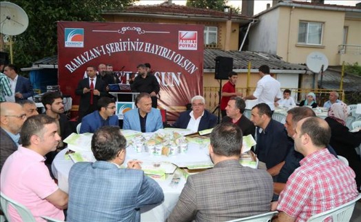 ÖMERLİ İFTARDA BULUŞTU