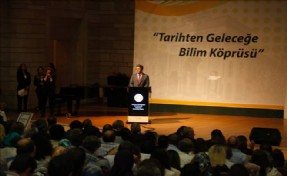 BAŞKAN KARADENİZ, MEZUNU OLDUĞU OKULDA ÖĞRENCİLERE HİTAP ETTİ