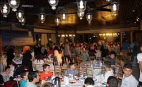 ÜSKÜDAR BELEDİYESİ YETİMLERİ GÖNÜL SOFRASINDA AĞIRLADI