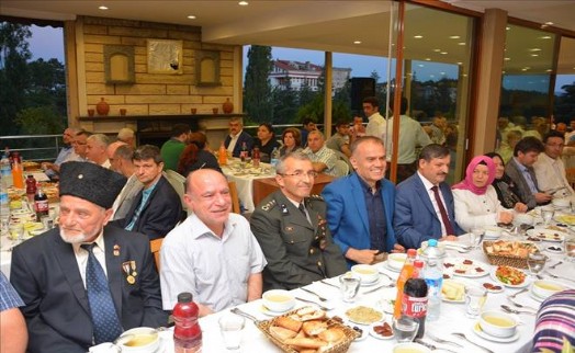 ÇEKMEKEÖY KAYMAKAMLIĞI´INDAN ANLAMLI İFTAR