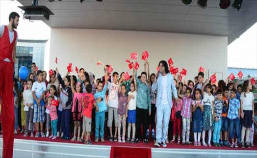Tuzla Belediyesi Bu Yılda Yetimleri İftarda Unutmadı