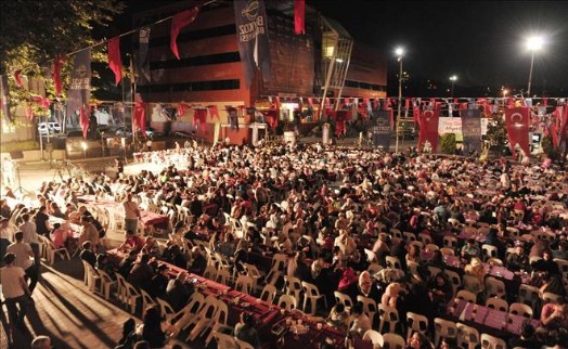 Beykoz Meydanı´nda Sahur Bereketi