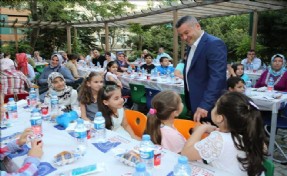 ÜSKÜDAR´IN GENÇLERİ İFTARDA BULUŞUYOR