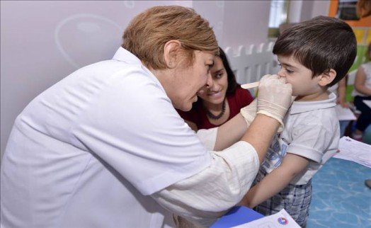 KREŞ ÖĞRENCİLERİ DİŞ TARAMASINDAN GEÇTİ