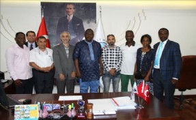 DÜNYA KAĞITHANE BELEDİYESİ´Nİ TAKİP EDİYOR