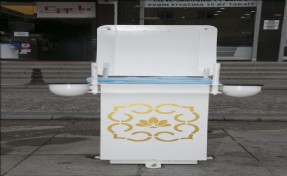 Yeni Çöp Kutuları Meydana Yerleştirildi