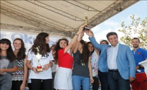 YAZ SPOR OKULU ÖDÜLLERİ SAHİPLERİNİ BULDU