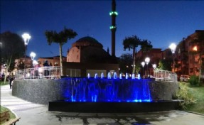 ÜSKÜDAR PARKLARIYLA GÖZ KAMAŞTIRIYOR
