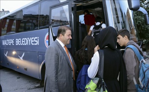 MALTEPELİ ÖĞRENCİLERE ÜCRETSİZ SERVİS