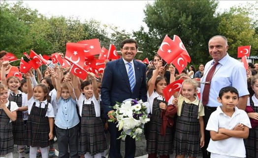 İLK DERS ZİLİNİ BAŞKAN MURAT HAZİNEDAR ÇALDI