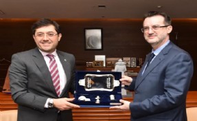 BAŞKAN HAZİNEDAR: 50 ŞEHİRLE KARDEŞ OLACAĞIZ