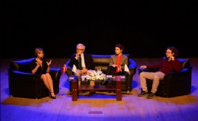 USTA GAZETECİLER BEYLİKDÜZÜ´NDE GAZETECİLİĞİN ZORLUKLARINI ANLATTI