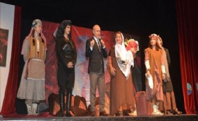 Büyükçekmece´de Zübeyde Hanım Anısına Tiyatro