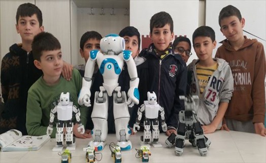 Geleceğin Mühendisleri Harmandalı Oynayabilen Robot Üretti