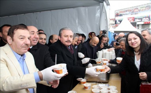 ESENYURT HALKI MANTIYA DOYDU