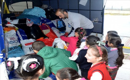 Gönül Elleri Çarşısı, ?İyilikte Yarışan Sınıflar?ın Kampanyasına Destek Verdi
