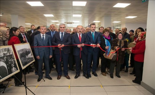 DÜNDEN BUGÜNE GAZİOSMANPAŞA´NIN ÖYKÜSÜ FOTOĞRAF SERGİSİYLE ANLATILIYOR