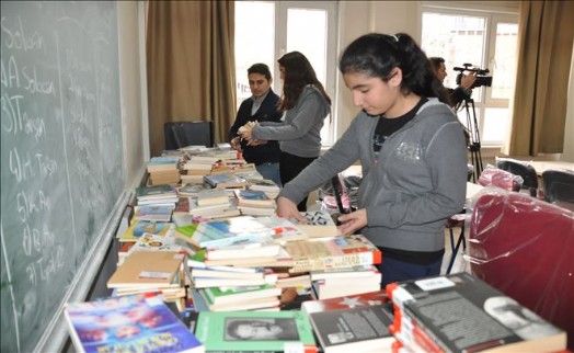Pendik Belediyesindan Üç Ayda 11 Okula Kütüphane