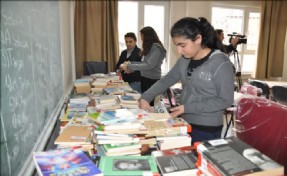 Pendik Belediyesindan Üç Ayda 11 Okula Kütüphane