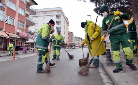 Tuzla´nın Temiz ve Bakımlı Olması İçin Sürekli Çalışılıyor