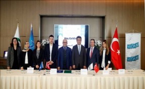 BAŞKAN KARADENİZ´DEN ?´SİGARA´´ ÇIKIŞI