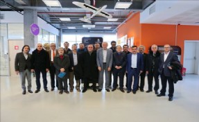 Başkan Uysal, Akademisyenler ile Buluştu